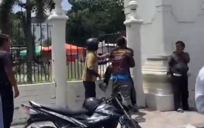 konten_kreator_terlibat_adu_jotos_dengan_pengendara_di_medan