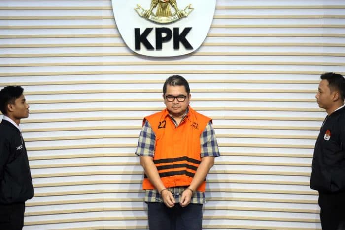 kpk_tahan_eks_dirut_pgn_hendi_prio_santoso_atas_korupsi_gas_rp240_miliar