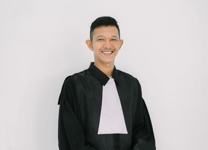 praktisi_hukum_dukung_kebijakan_gubernur_bobby_nasution_soal_pelat_kendaraan_