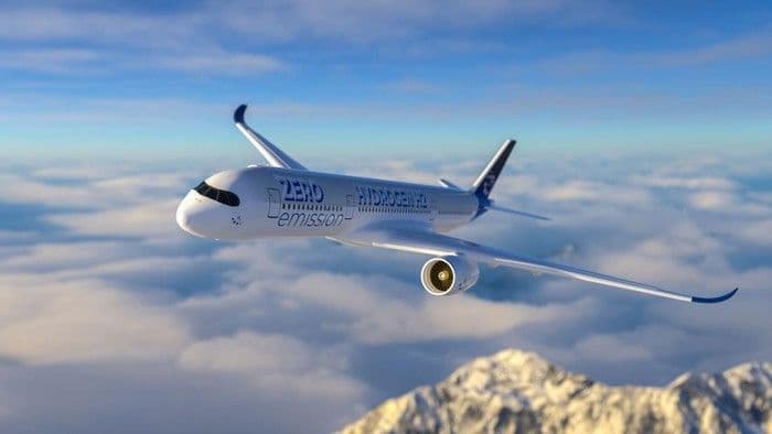 penumpang_ceritakan_aksi_lumpuhkan_pelaku_di_kokpit_pesawat_flydubai