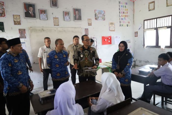wali_kota_tanjungbalai_cek_mbg_pastikan_siswa_terima_makanan_sesuai_standar