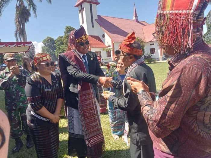 bupati_toba_pesankan_ini_kepada_dinas_pendidikan_tingkatkan_sdm_pelajar
