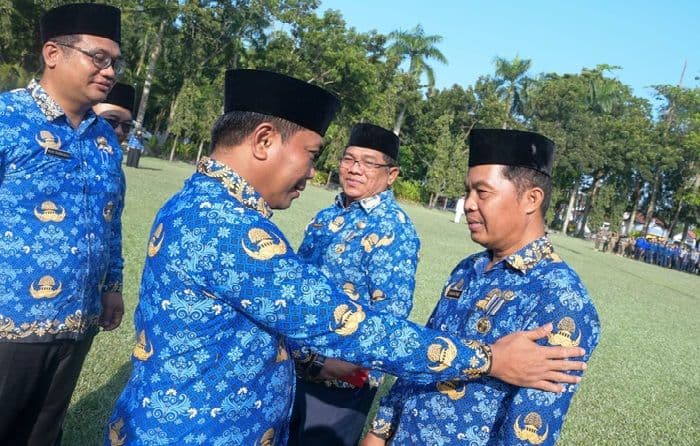 pemkab_deli_serdang_apresiasi_korpri_dan_relawan_yang_tangani_banjir_sejak_27_november