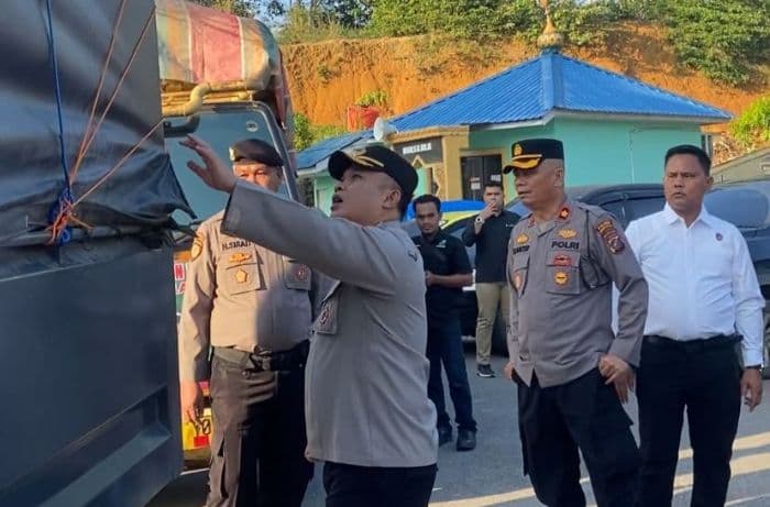polres_labusel_kirim_bantuan_kemanusiaan_akbp_aditya_sembiring_kita_semua_saudara_dan_bergerak_karena_hati