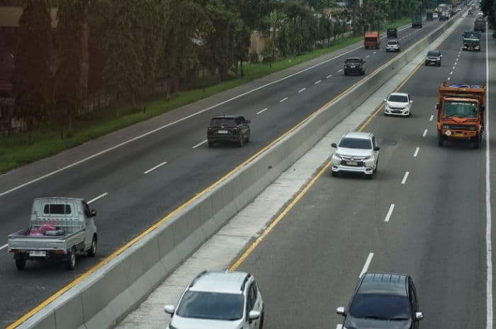 jasamarga_catat_peningkatan_volume_kendaraan_di_ruas_tol_mktt
