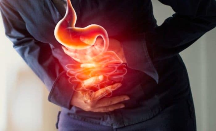 regurgitasi_dan_heartburn_kenali_tanda_gejala_khas_gerd_ini_