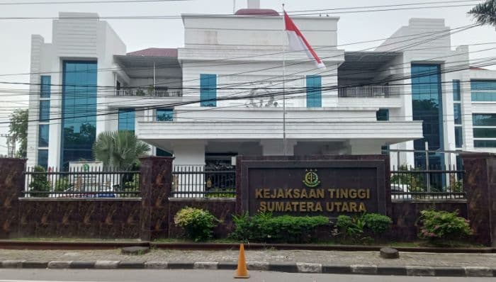 terdakwa_tuntutan_mati_kabur_usai_sidang_di_pn_lubuk_pakam_begini_harusnya_sop_pengawalan_tahanan