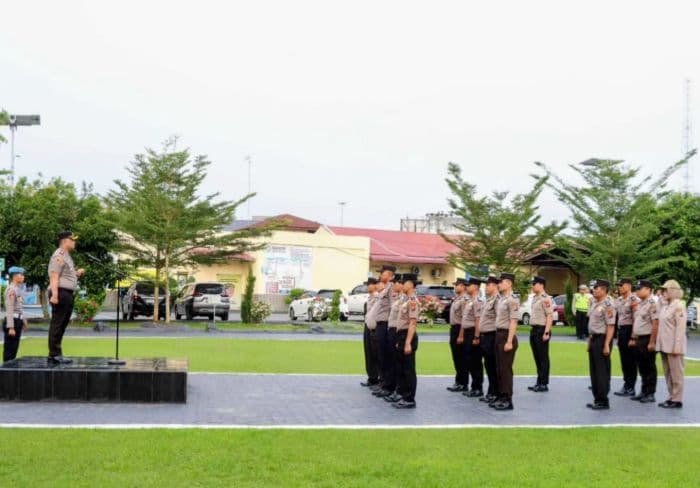 15_personel_polres_batu_bara_terima_penghargaan_dinilai_berprestasi_jalankan_program