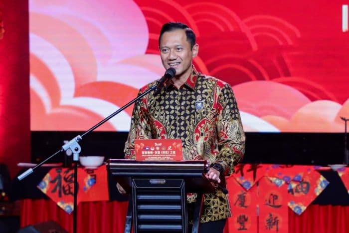 hadiri_perayaan_cap_go_meh_di_singkawang_menko_ahy_cek_pembangunan_infrastruktur_strategis