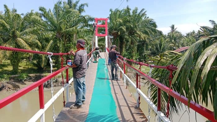 jembatan_perintis_di_batu_bara_yang_direhabilitasi_kodim_0208asahan_sudah_bisa_dilalui_