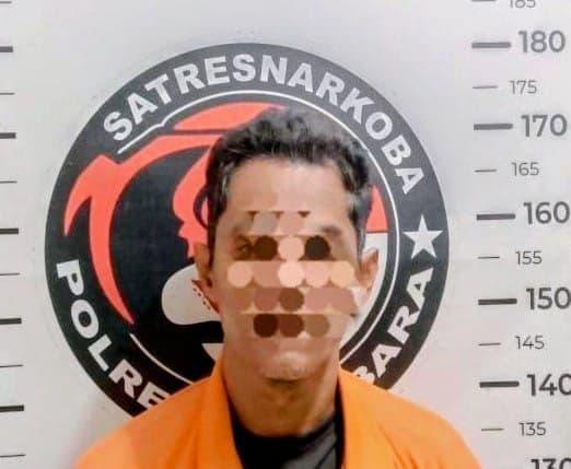polisi_tangkap_warga_asahan_bersama_302_gram_sabu_di_talawi