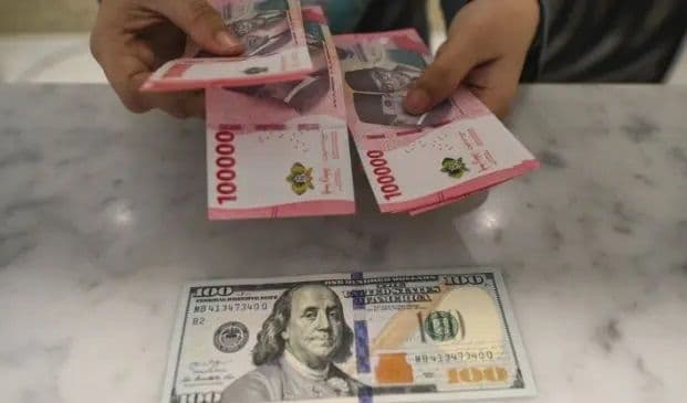 rupiah_tersungkur_ke_rp16830_per_dolar_as_konflik_global_jadi_biang_kerok