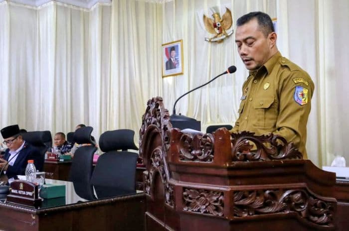 silpa_rp74_miliar_disorot_jawaban_bupati_batu_bara_dinilai_mengambang