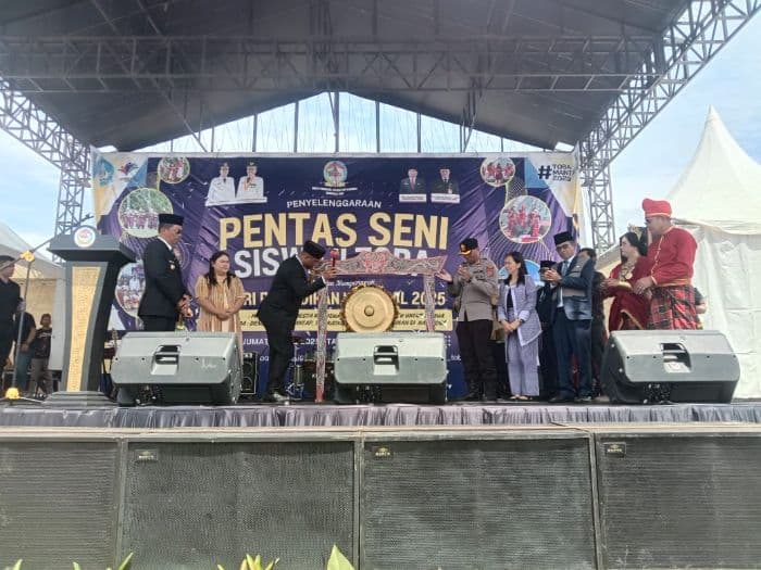 disdik_toba_perlu_dievaluasi_terkait_pelajar_smp_menurun_setiap_tahun