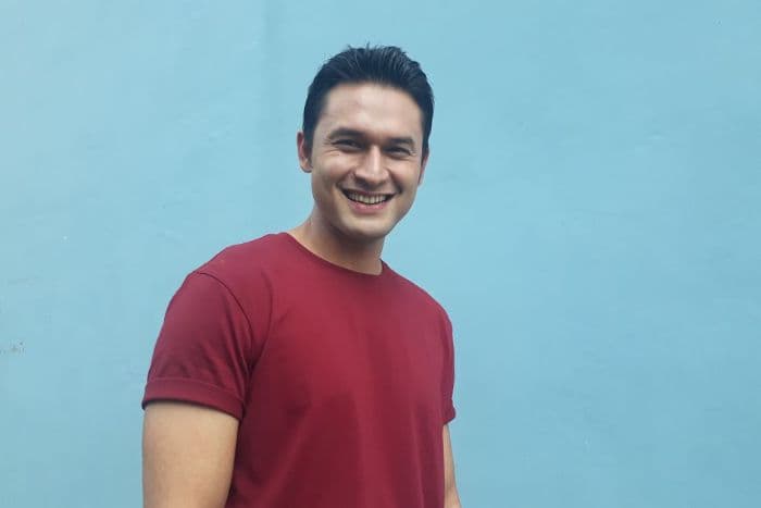 indra_bruggman_santai_tanggapi_dijodohkan_akui_masih_single
