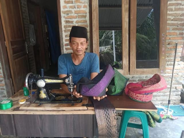 butuh_dukungan_pengrajin_tanjak_melayu_ingin_buka_galeri