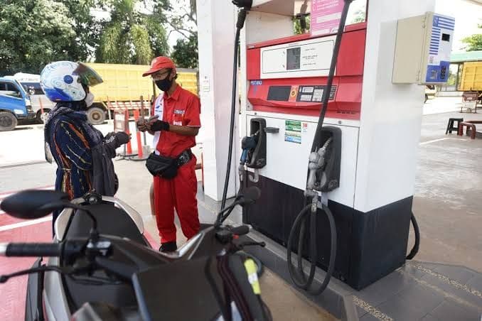 pt_pertamina_turunkan_harga_bbm_non_subsidi_berikut_daftarnya
