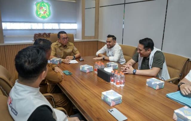 wawako_dukung_turnamen_padel_untuk_semua_meriahkan_hut_ke369_kota_medan