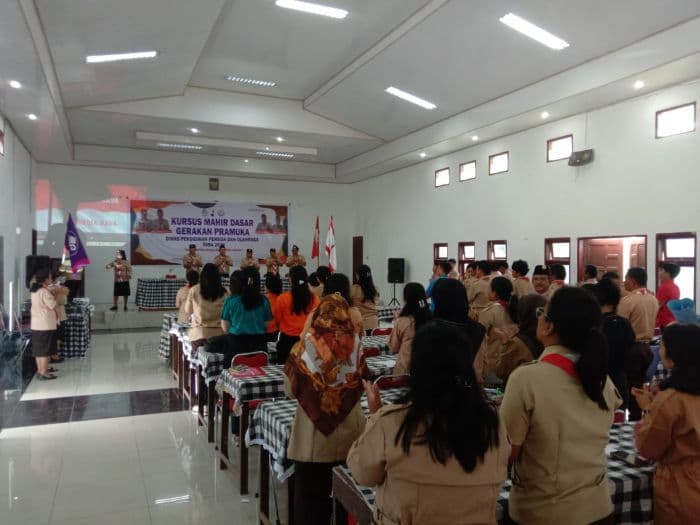 70_guru_smp_di_toba_dilatih_jadi_pembina_pramuka_ini_tujuannya