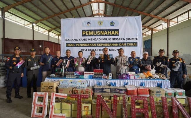 bea_cukai_teluk_nibung_musnahkan_barang_ilegal_senilai_rp11_miliar