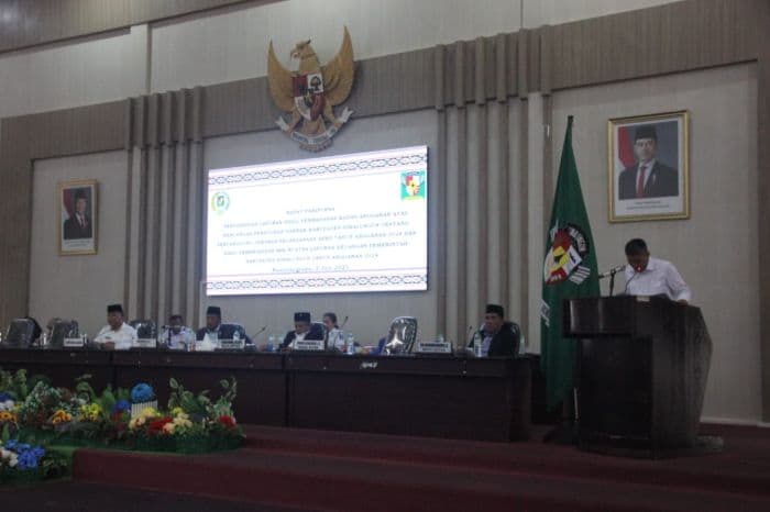 dprd_simalungun_desak_pemkab_lunasi_utang_dak_rp5_miliar_terkait_proyek