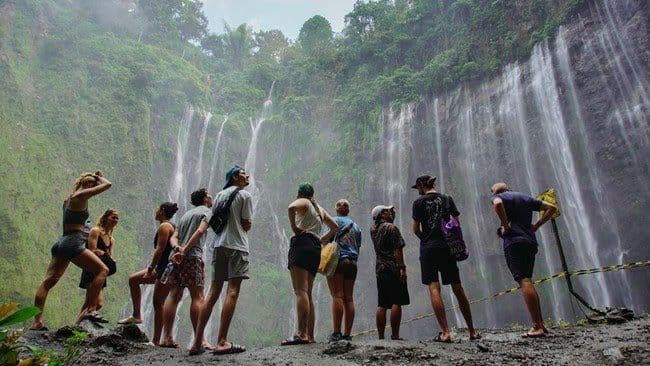 wisman_ke_sumut_naik_jadi_26403_kunjungan_bps_hanya_transit