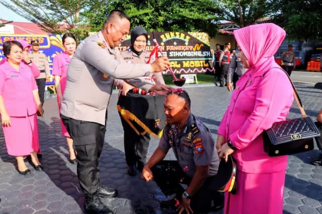 34_personel_polres_batu_bara_naik_pangkat_kapolres_minta_tingkatkan_profesionalisme_dan_pelayanan
