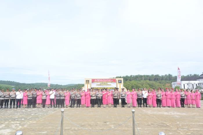 62_personel_polres_labuhanbatu_selatan_naik_pangkat_kapolres_ini_amanah_yang_harus_dijaga