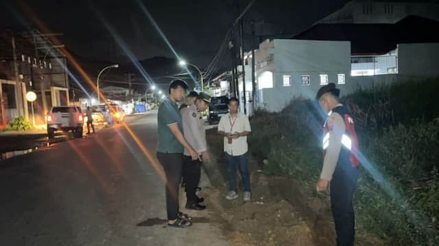 polres_tapteng_amankan_dua_terduga_pelaku_penggalian_ilegal_kabel_optik_pt_telkom