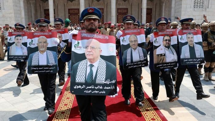 houthi_yaman_gelar_pemakaman_pm_dan_menteri_usai_serangan_israel