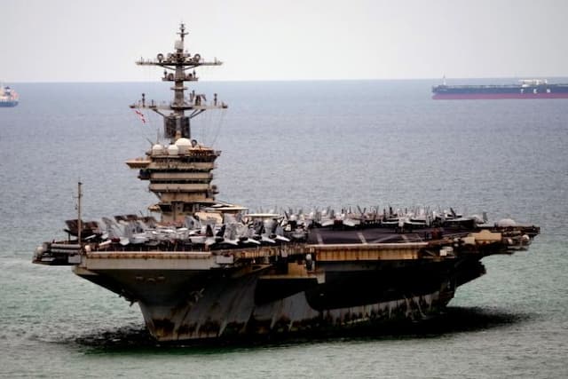 250_hari_di_laut_tanpa_berlabuh_5000_awak_uss_abraham_lincoln_serbu_pattaya