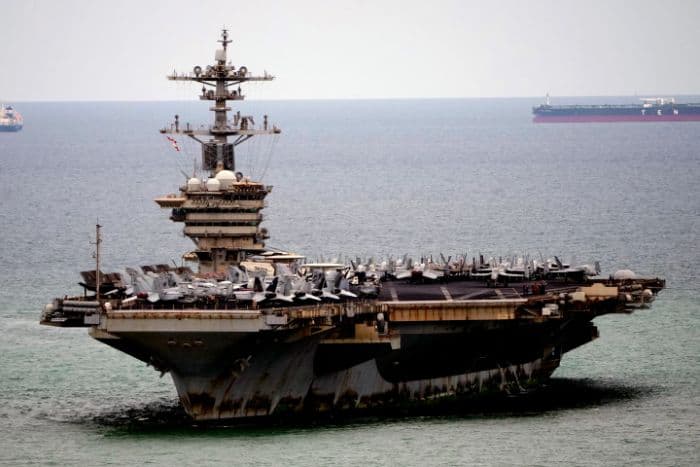 250_hari_di_laut_tanpa_berlabuh_5000_awak_uss_abraham_lincoln_serbu_pattaya