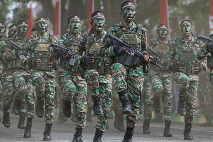 analis_politik_afirmasi_rekrutmen_tni_untuk_dayak_harus_berbasis_keadilan