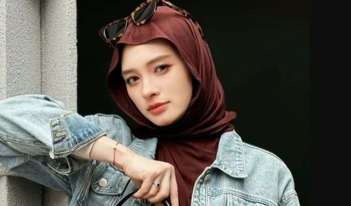 inara_rusli_kembali_bercadar_sebut_istiqamah_bukan_hal_mudah_