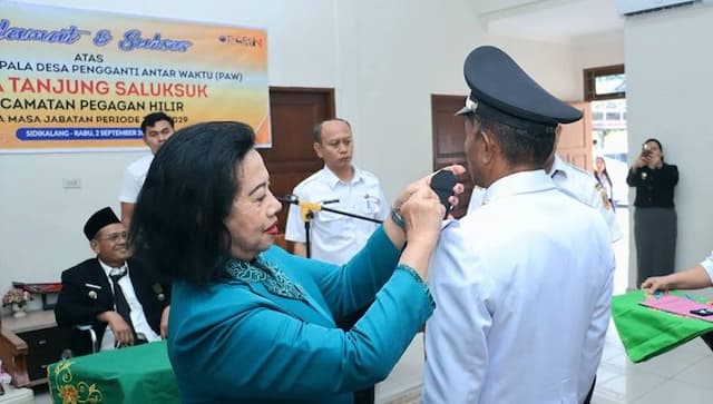 ketua_tp_pkk_dairi_disangka_melantik_kades_paw_tanjung_saluksuk_ini_klarifikasinya