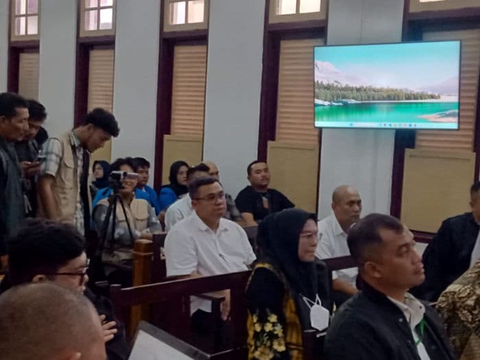 eks_kadis_pupr_sumut_topan_ginting_diperiksa_di_pn_medan_terkait_kasus_korupsi_jalan