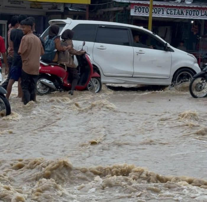 jalinsum_gebang_langkat_terendam_rumah_warga_ikut_kebanjiran