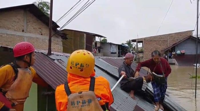 data_terbaru_empat_warga_medan_meninggal_akibat_banjir_tiga_lainnya_karena_sakit