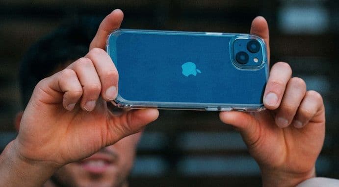 iphone_13_turun_harga_cek_jenis_spesifikasi_unggulan_dan_diskon_desember_2025