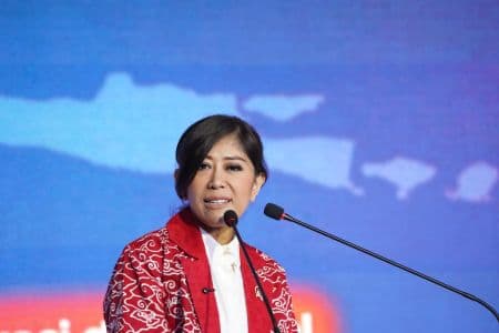 menkomdigi_pastikan_komunikasi_di_acehsumutsumbar_pulih_total_dalam_empat_hari