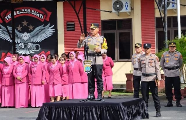 43_personel_polres_tebing_tinggi_naik_pangkat