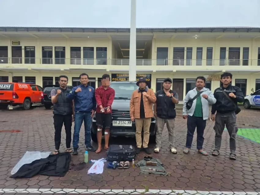 tersangka_pembunuh_sidon_tarigan_ditangkap_polisi_di_rumah_orangtuanya_