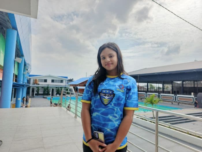 muzetha_balqis_perenang_17_tahun_raih_3_medali_emas_di_piala_akuatik_indonesia_sumut