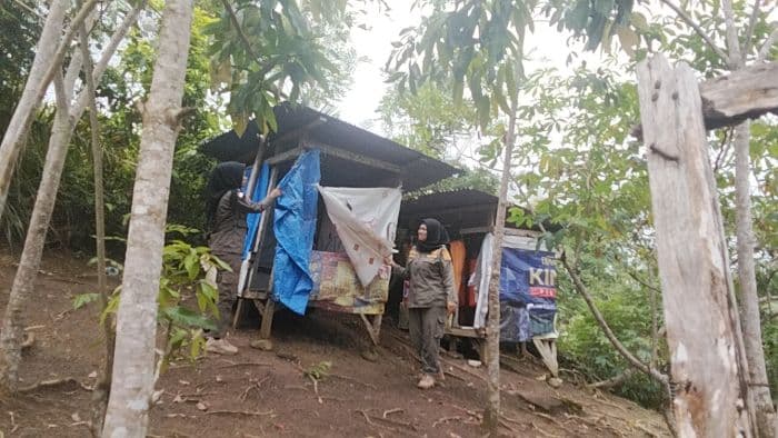cegah_asusila_jelang_ramadan_satpol_pp_razia_kafe_dan_gubuk_di_padangsidimpuan
