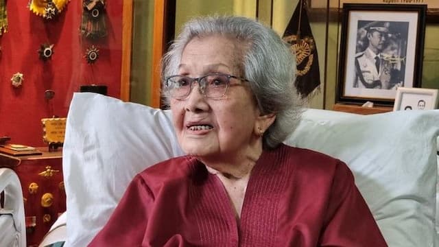 kabar_duka_eyang_meri_hoegeng_istri_jenderal_hoegeng_meninggal_dunia
