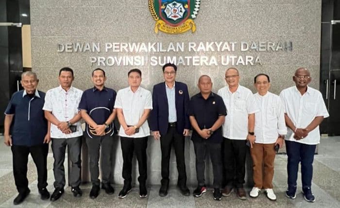 iskandar_ingatkan_seluruh_anggota_fraksi_nasdem_di_dprd_sumut_utamakan_kepentingan_rakyat_