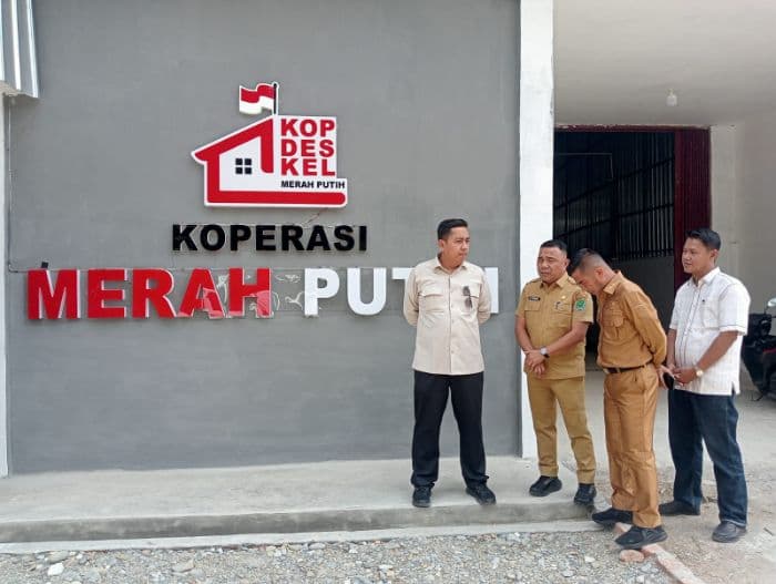 kementerian_koperasi_puji_bangunan_koperasi_merah_putih_di_labuhanbatu_utara