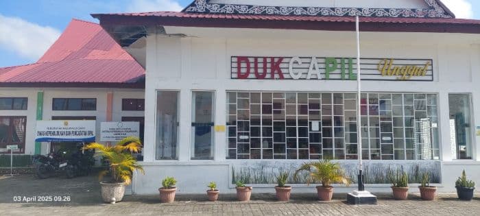 libur_lebaran_2025_disdukcapil_dairi_tetap_buka_pelayanan
