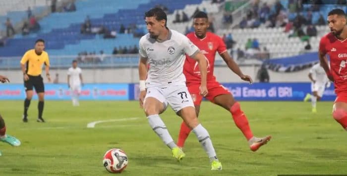 hasil_super_league_arema_fc_dramatis_ditahan_malut_fc_11_satu_gol_dianulir