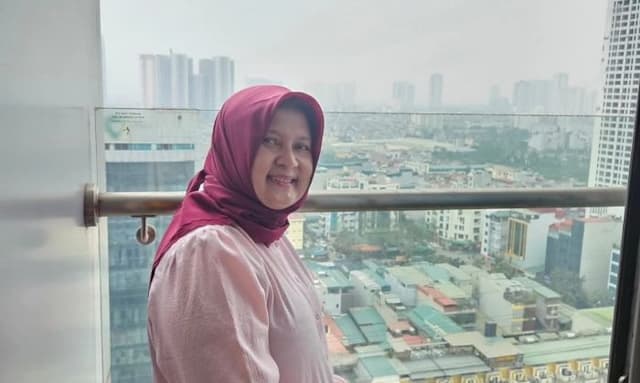 perjalanan_panjang_prof_raras_sutatminingsih_dari_mahasiswa_perantau_menjadi_guru_besar_usu